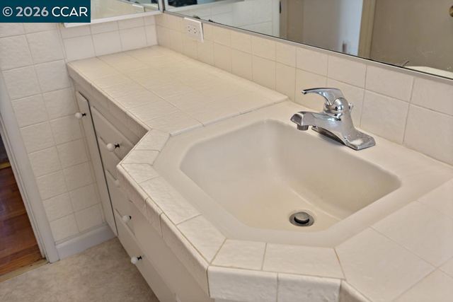 18508 Madison Ave, Castro Valley, CA 94546