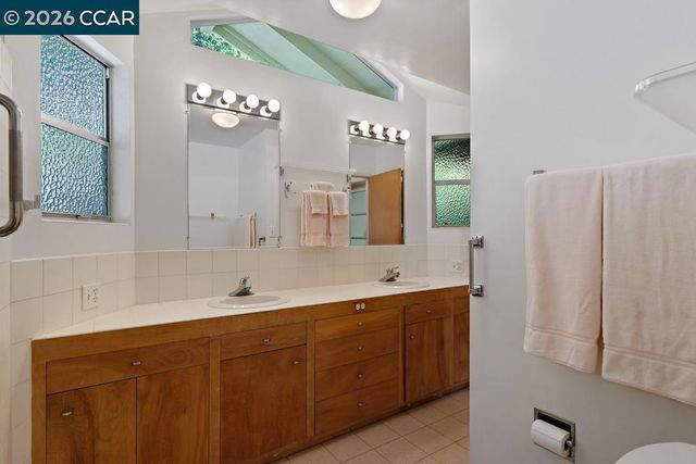 18508 Madison Ave, Castro Valley, CA 94546