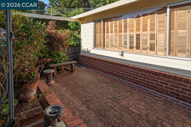 18508 Madison Ave, Castro Valley, CA 94546