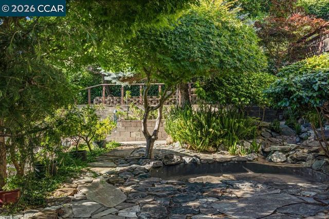 18508 Madison Ave, Castro Valley, CA 94546