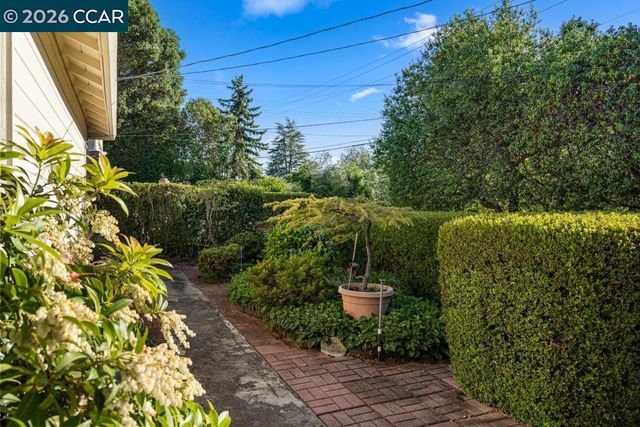 18508 Madison Ave, Castro Valley, CA 94546