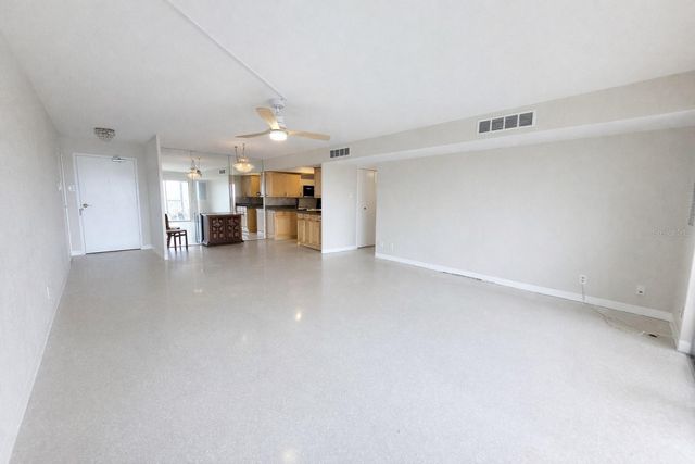 10355 PARADISE BOULEVARD 608, Treasure Island, FL 33706