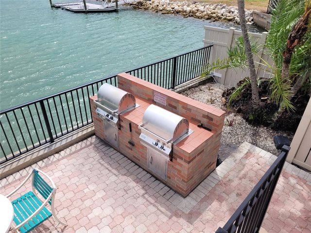 10355 PARADISE BOULEVARD 608, Treasure Island, FL 33706