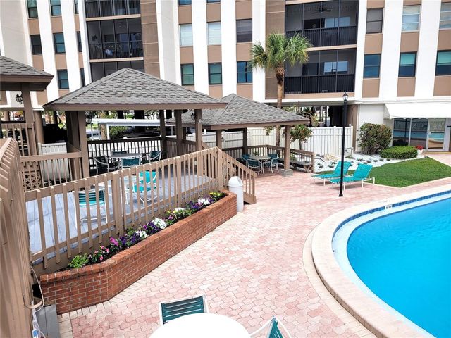 10355 PARADISE BOULEVARD 608, Treasure Island, FL 33706