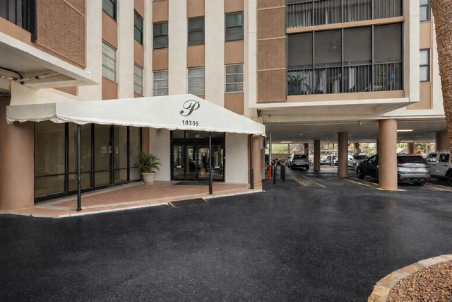 10355 PARADISE BOULEVARD 608, Treasure Island, FL 33706