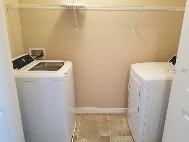 5524 TWILIGHT GREY LANE, Sarasota, FL 34240