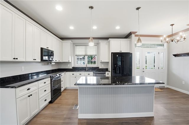 1802 Chapel Woods Drive, Batavia, OH 45103