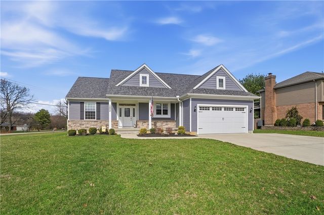 1802 Chapel Woods Drive, Batavia, OH 45103