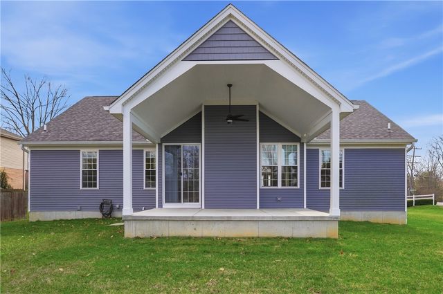 1802 Chapel Woods Drive, Batavia, OH 45103