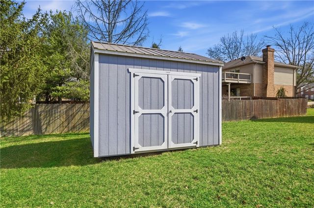 1802 Chapel Woods Drive, Batavia, OH 45103