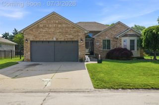 36372 Cecilia Drive, Sterling Heights, MI 48312