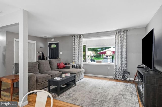 97 SKEET RD, Medford, NJ 08055