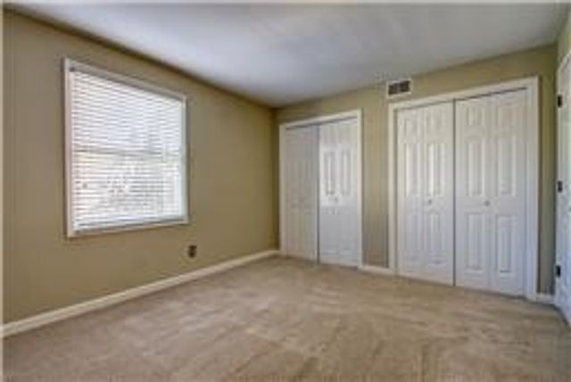 120 Hillsboro Pl, Nashville, TN 37215