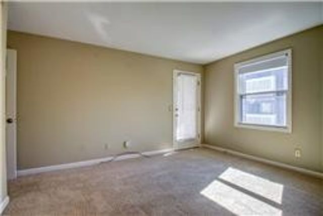 120 Hillsboro Pl, Nashville, TN 37215
