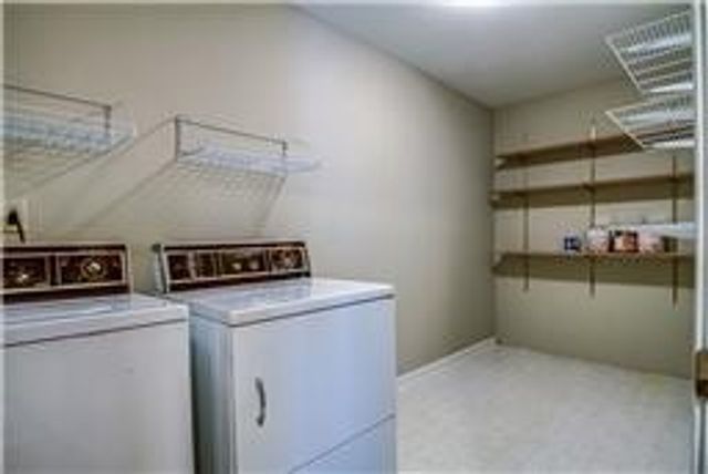 120 Hillsboro Pl, Nashville, TN 37215