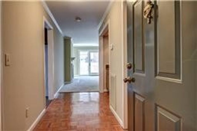 120 Hillsboro Pl, Nashville, TN 37215