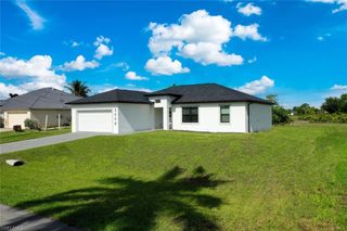 2008 NW 24th PL, Cape Coral, FL 33993