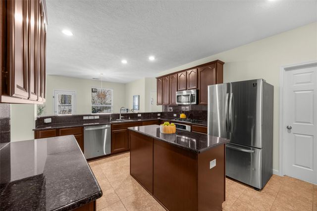 12706 Timber Dove Lane, Tomball, TX 77377