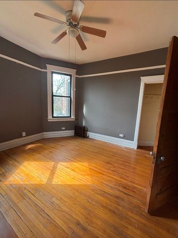 419 E 46th Street, Chicago, IL 60653