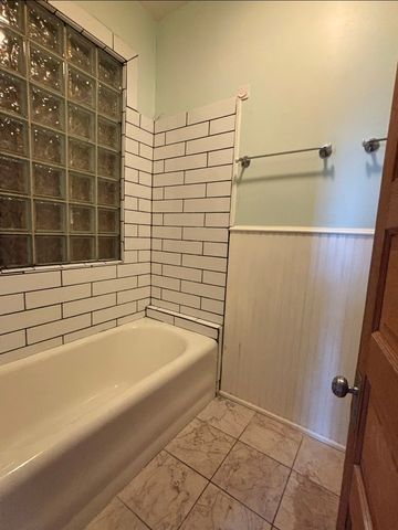 419 E 46th Street, Chicago, IL 60653