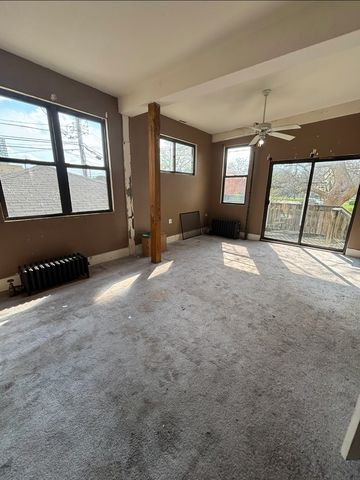 419 E 46th Street, Chicago, IL 60653