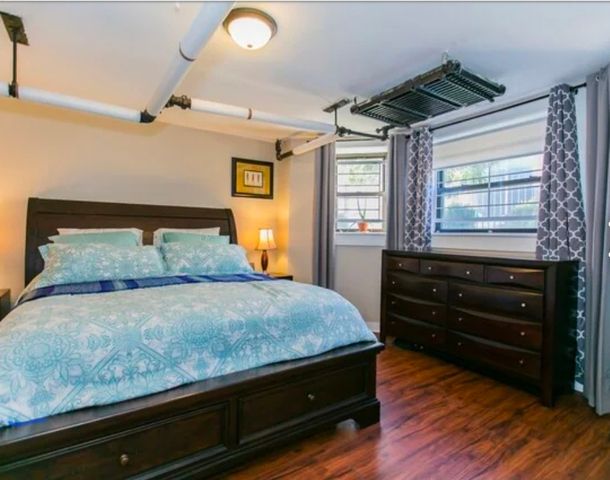 419 E 46th Street, Chicago, IL 60653