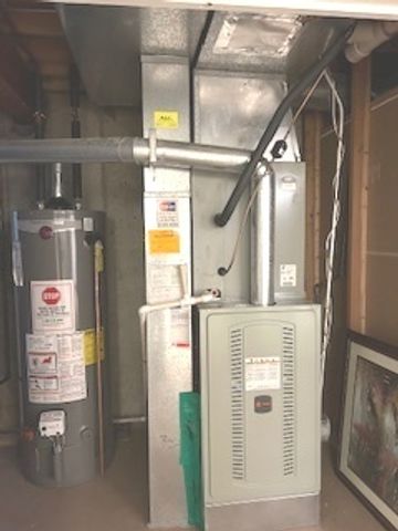 43 Augusta Drive, Streamwood, IL 60107