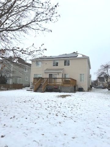 43 Augusta Drive, Streamwood, IL 60107