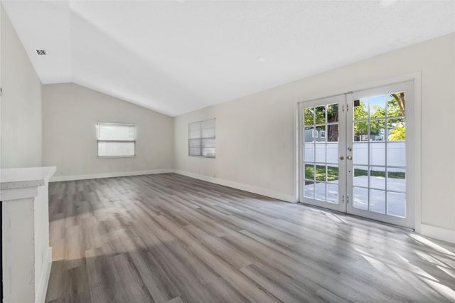 1312 SW 75th Ave, North Lauderdale, FL 33068