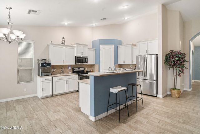 11511 E SEAVER Avenue, Mesa, AZ 85212