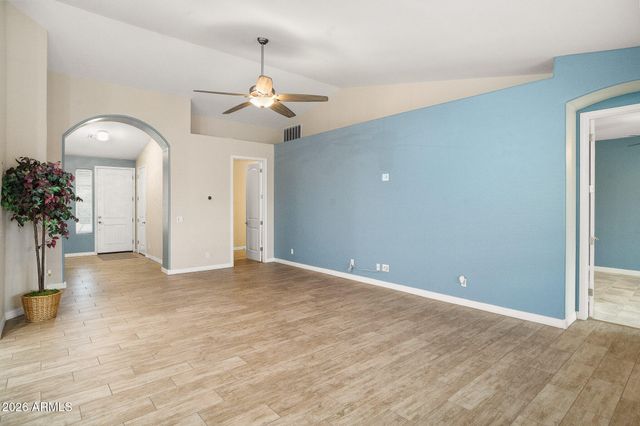 11511 E SEAVER Avenue, Mesa, AZ 85212