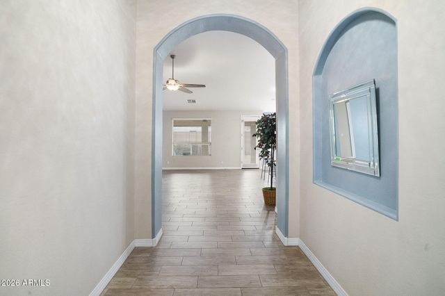 11511 E SEAVER Avenue, Mesa, AZ 85212