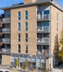 3301 N Sheffield Avenue 402, Chicago, IL 60657