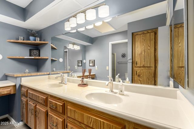 26435 S HOGAN Drive, Sun Lakes, AZ 85248