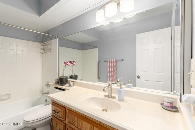 26435 S HOGAN Drive, Sun Lakes, AZ 85248