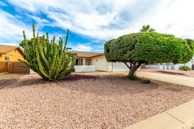 26435 S HOGAN Drive, Sun Lakes, AZ 85248