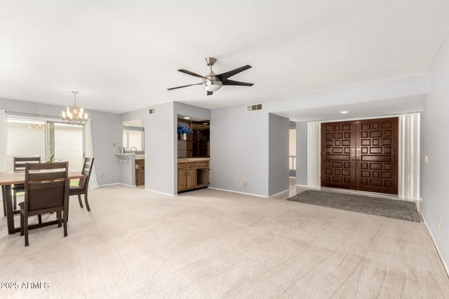 26435 S HOGAN Drive, Sun Lakes, AZ 85248