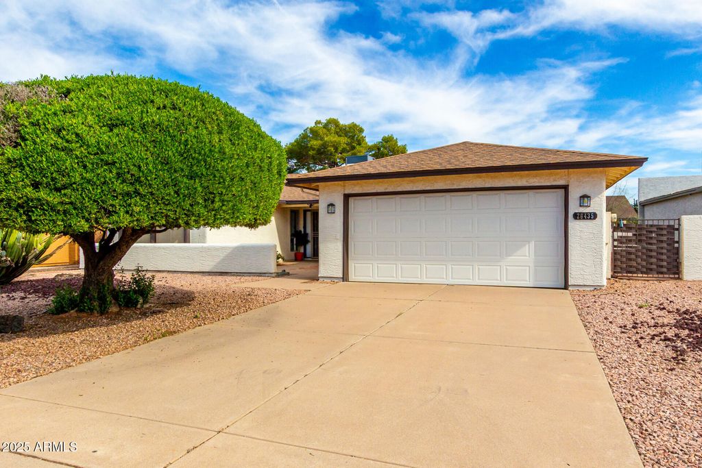 26435 S HOGAN Drive, Sun Lakes, AZ 85248