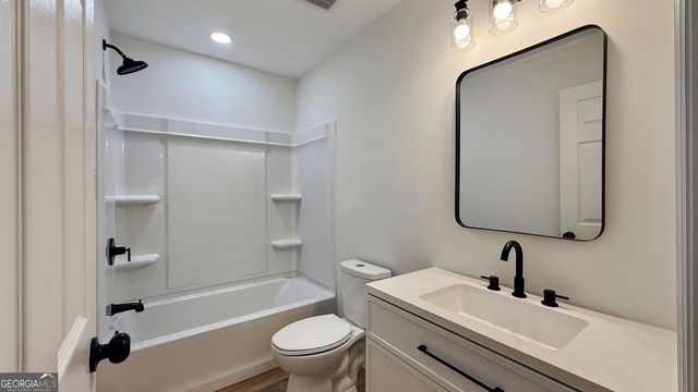 10 Roseway Circle NE, Rome, GA 30161