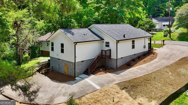 10 Roseway Circle NE, Rome, GA 30161
