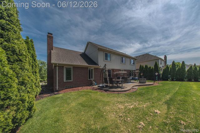 20491 Windemere Drive, Macomb Township, MI 48044