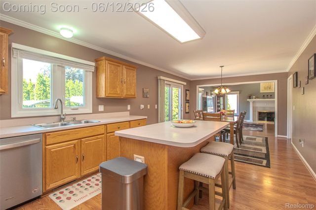 20491 Windemere Drive, Macomb Township, MI 48044