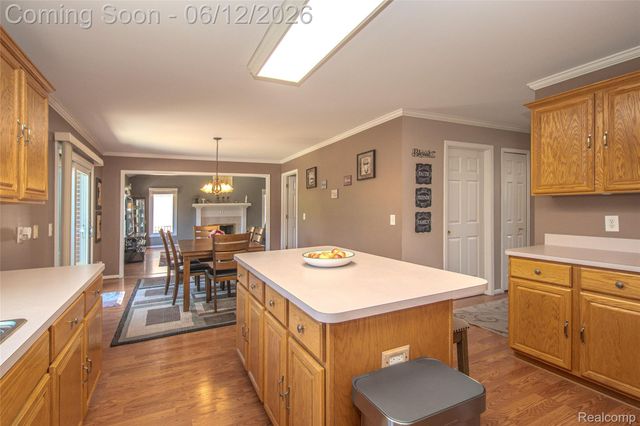 20491 Windemere Drive, Macomb Township, MI 48044
