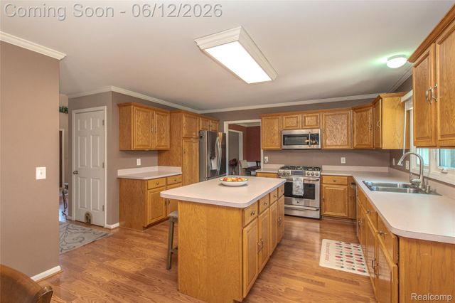 20491 Windemere Drive, Macomb Township, MI 48044