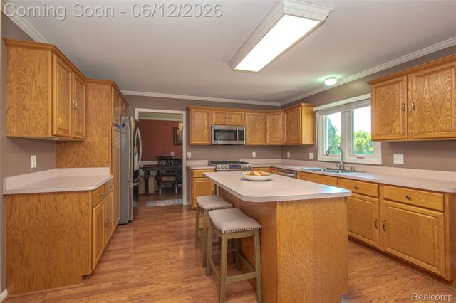 20491 Windemere Drive, Macomb Township, MI 48044