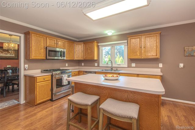 20491 Windemere Drive, Macomb Township, MI 48044