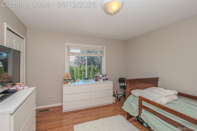 20491 Windemere Drive, Macomb Township, MI 48044