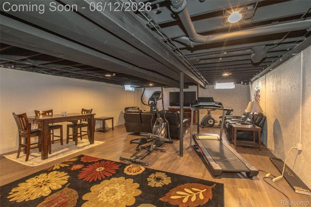 20491 Windemere Drive, Macomb Township, MI 48044