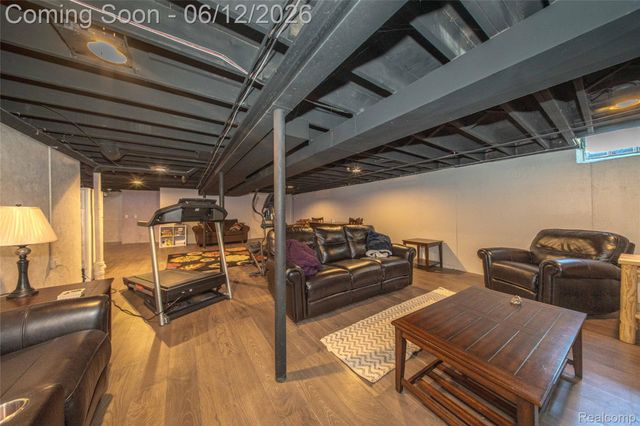 20491 Windemere Drive, Macomb Township, MI 48044
