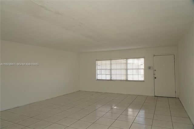 11855 NE 19th Drive 10, North Miami, FL 33181